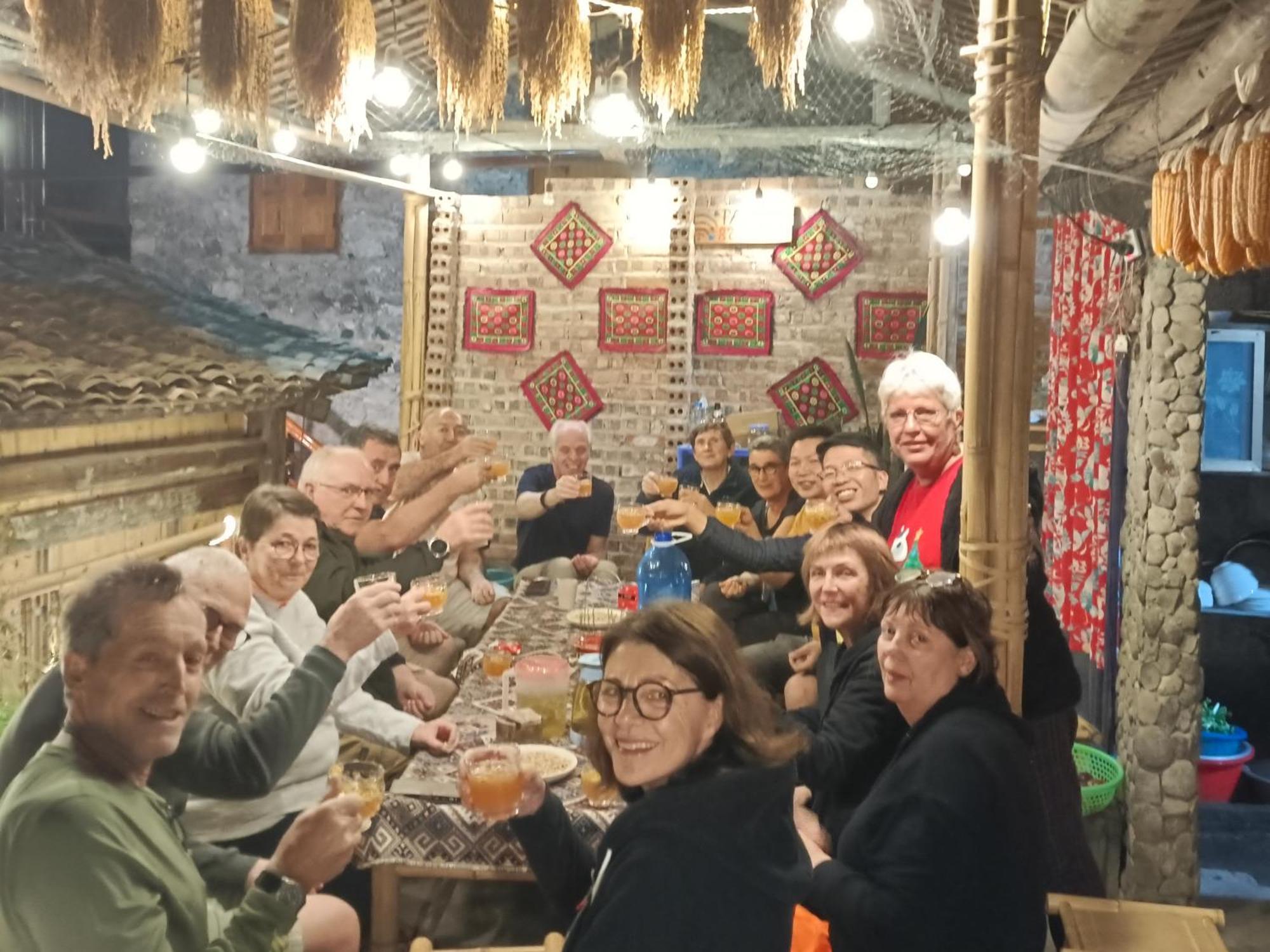 Quang Thuan Ban Gioc Homestay Cao Bang Exteriör bild